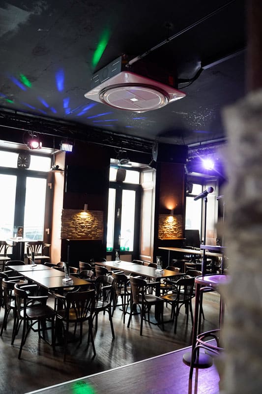 Klimagerät Kassette 360 Grad im Design der Karaokebar für eine unauffällige Integration